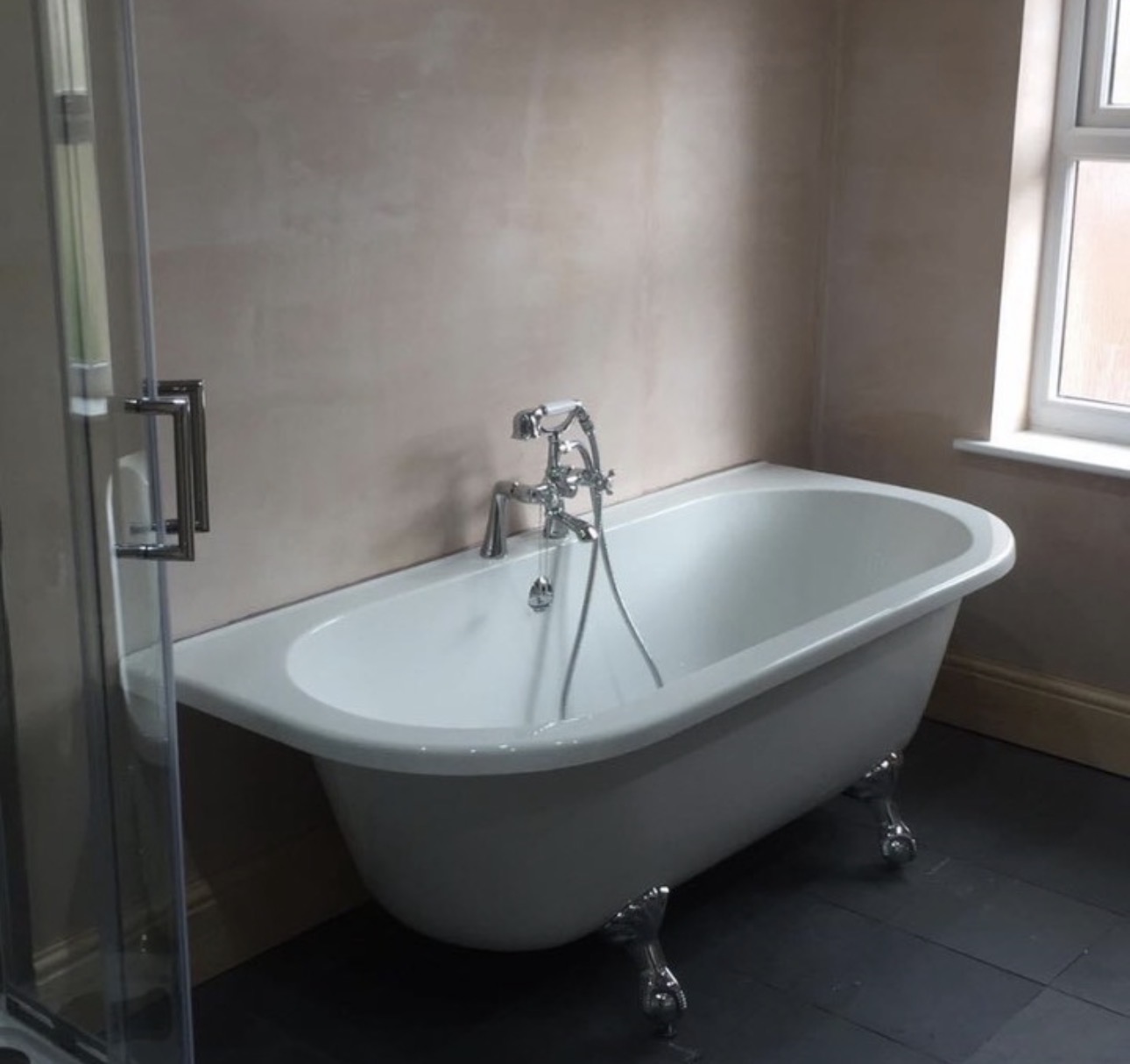 Freestanding bath in the completed new build